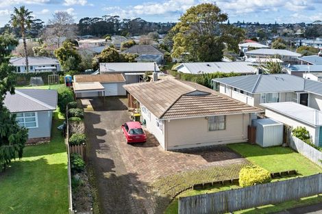 Photo of property in 5 Challinor Street, Pakuranga, Auckland, 2010