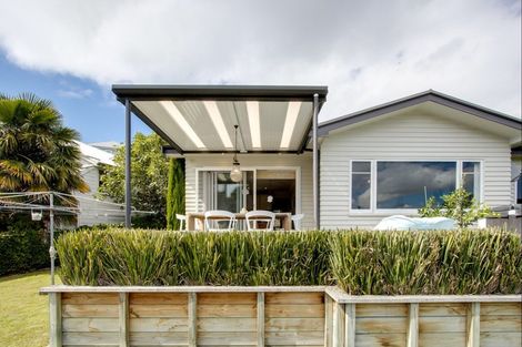 Photo of property in 7 Clyde Road, Bluff Hill, Napier, 4110