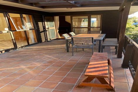 Photo of property in 1/38 Heathcote Road, Castor Bay, Auckland, 0620