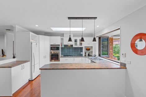 Photo of property in 59a Lonely Road, Fairview Heights, Auckland, 0632