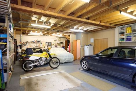 Photo of property in 2 Ettrick Street, Glenross, Dunedin, 9011