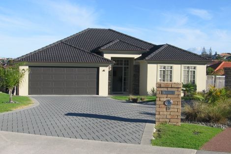 Photo of property in 15 Hendrika Court, Hobsonville, Auckland, 0618