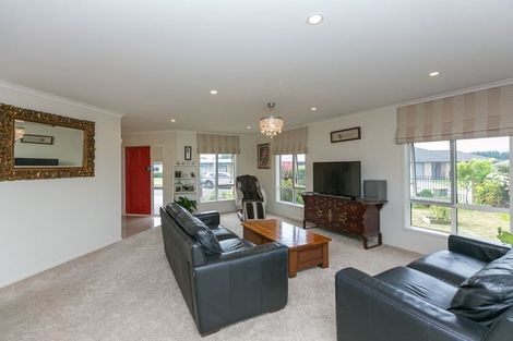 Photo of property in 20 Rawiri Drive, Bell Block, New Plymouth, 4312