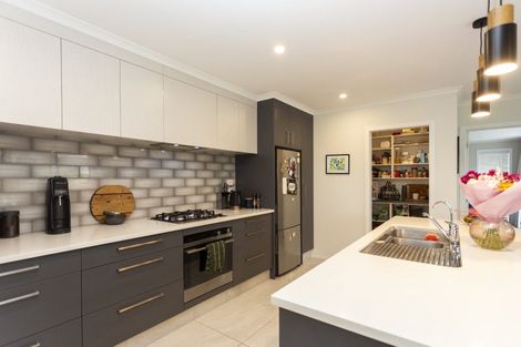 Photo of property in 31 Bill Harvey Drive, Halswell, Christchurch, 8025