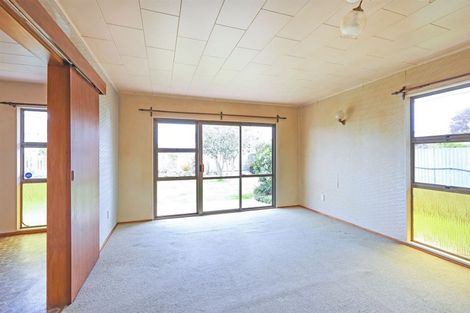 Photo of property in 812 Queen Street West, Saint Leonards, Hastings, 4120