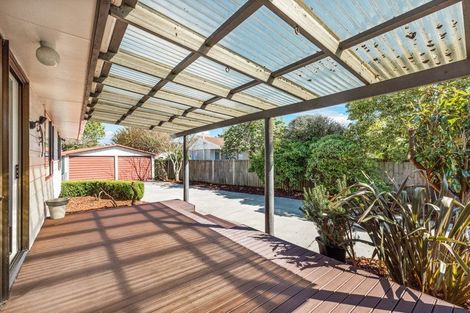 Photo of property in 34 Medina Crescent, Parklands, Christchurch, 8083