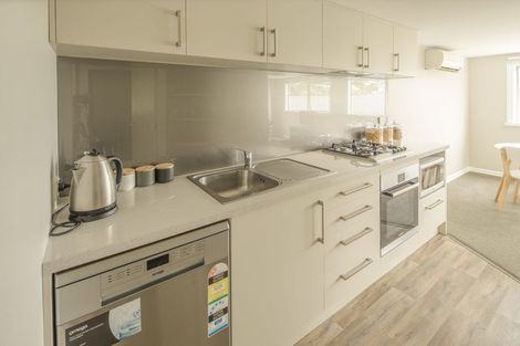 Photo of property in 170 Mount Pleasant Road, Mount Pleasant, Christchurch, 8081