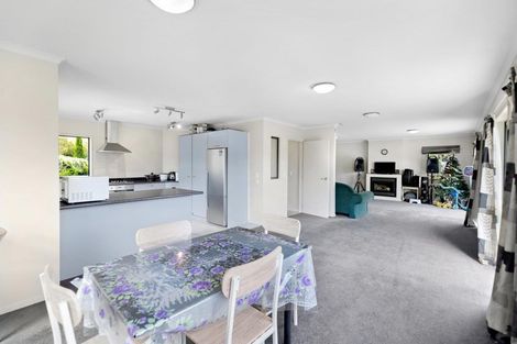 Photo of property in 14 Herries Lane, Lake Hayes, Queenstown, 9304