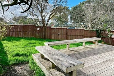 Photo of property in 15 Keegan Drive, Massey, Auckland, 0614