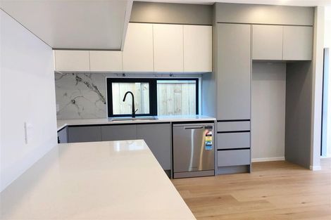Photo of property in 20 Waimarie Drive, Karaka, 2578