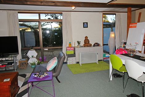 Photo of property in 2/341 College Street, West End, Palmerston North, 4410