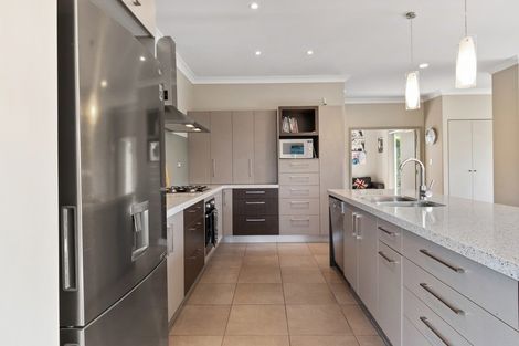 Photo of property in 124 Hamurana Road, Omokoroa, 3114