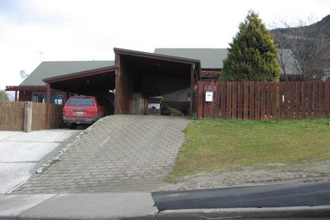 Photo of property in 186a Fernhill Road, Sunshine Bay, Queenstown, 9300
