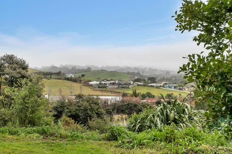 Photo of property in 2b Mcentee Road, Waitakere, Auckland, 0816