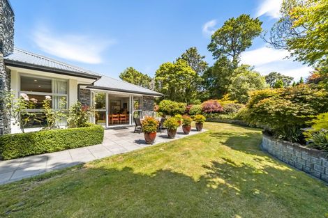 Photo of property in 6 Bateson Way, Heretaunga, Upper Hutt, 5018