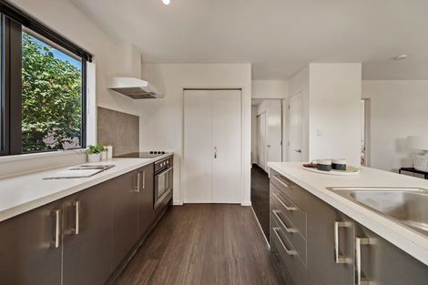 Photo of property in 2/65 Kuaka Crescent, Bromley, Christchurch, 8062