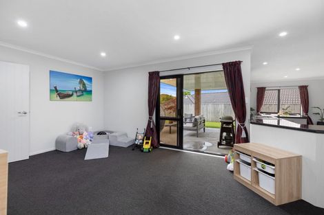 Photo of property in 182 Ballintoy Park Drive, Welcome Bay, Tauranga, 3175
