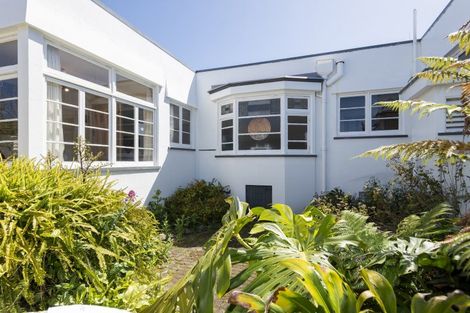 Photo of property in 75 Esplanade, Kaiti, Gisborne, 4010