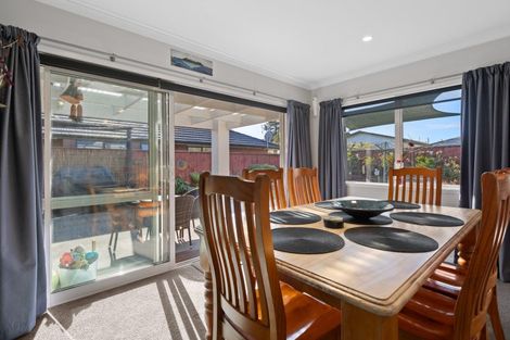 Photo of property in 22 Dreaver Drive, Waitara, 4320