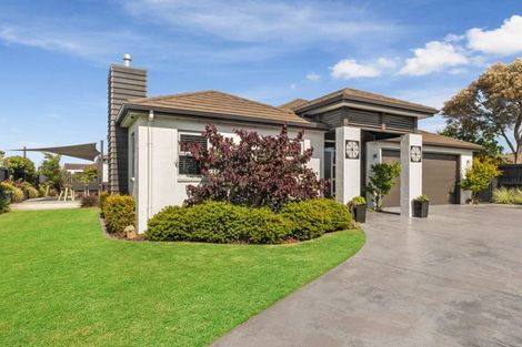 Photo of property in 134 Oriental Parade, Papamoa Beach, Papamoa, 3118