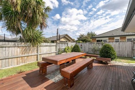 Photo of property in 132 Rototuna Road, Rototuna, Hamilton, 3210