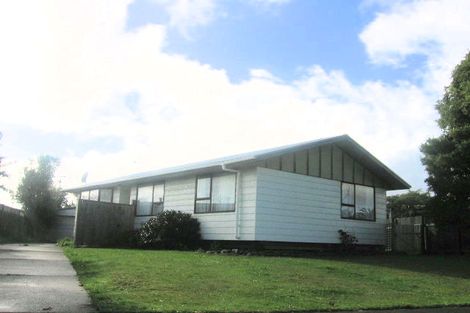 Photo of property in 8 Newton Place, Westbrook, Palmerston North, 4412