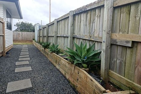 Photo of property in 2 Arnhem Place, Pukekohe, 2120