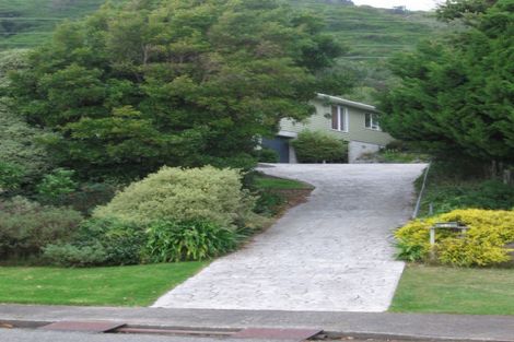 Photo of property in 59 Kotare Street, Waikanae, 5036