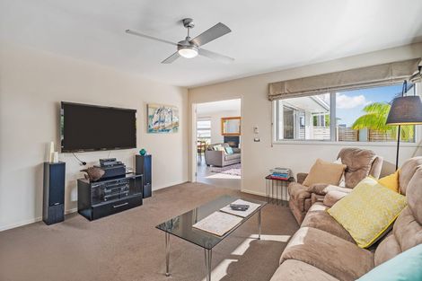 Photo of property in 30 Aquila Drive, Whitianga, 3510