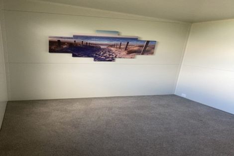 Photo of property in 1/1100a Coast Road, Wainuiomata Coast, Lower Hutt, 5373