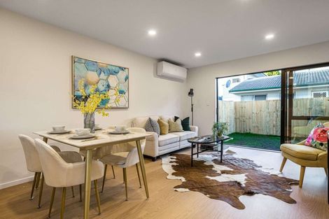 Photo of property in 5/36 Edmonton Road, Henderson, Auckland, 0612