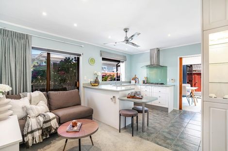 Photo of property in 75 Totara Crescent, Woburn, Lower Hutt, 5011