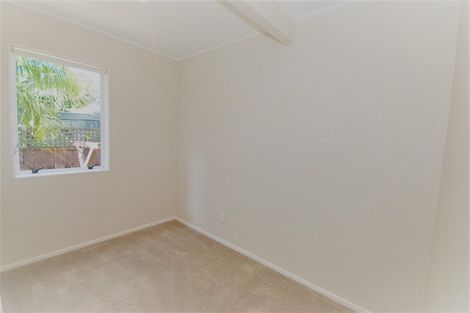 Photo of property in 2/32 Moana Avenue, Onehunga, Auckland, 1061
