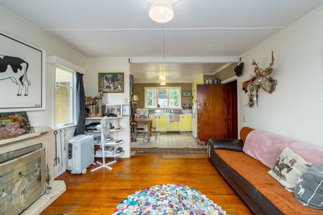 Photo of property in 77 Taumata Island Road, Taumata Island, Carterton, 5792