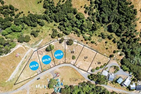 Photo of property in 15 Tikao Bay Road, Wainui, French Farm, 7582