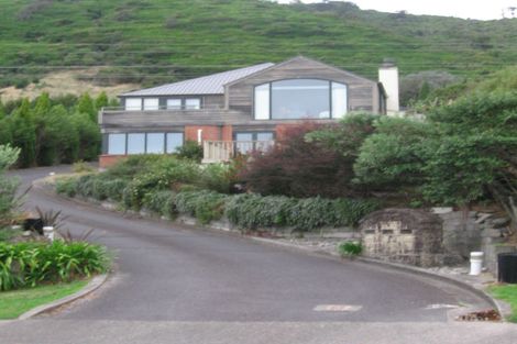 Photo of property in 57b Kotare Street, Waikanae, 5036