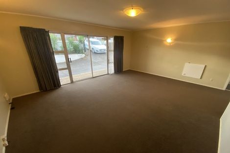 Photo of property in 137 Hutchinsons Road, Bucklands Beach, Auckland, 2014
