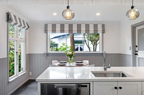 Photo of property in 10 Jellicoe Street, Whanganui East, Whanganui, 4500