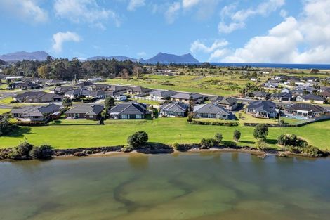 Photo of property in 10 Pukeko Street, Ruakaka, 0116