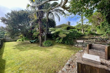 Photo of property in 15 Beaumont Crescent, Frankleigh Park, New Plymouth, 4310