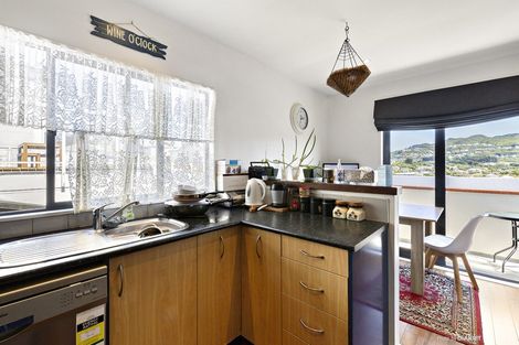 Photo of property in 57b Sheridan Terrace, Johnsonville, Wellington, 6037