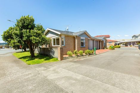 Photo of property in 43/25 Tacy Street, Kilbirnie, Wellington, 6022