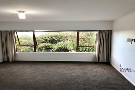 Photo of property in 3/27 Rangitoto Terrace, Milford, Auckland, 0620