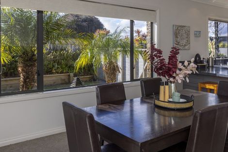 Photo of property in 71 Hillcrest Road, Raumati Beach, Paraparaumu, 5032