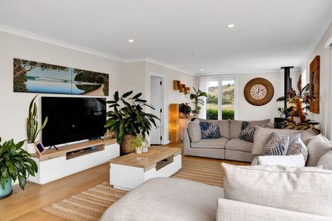 Photo of property in 40 Kawei Road, Ohawe, Hawera, 4671