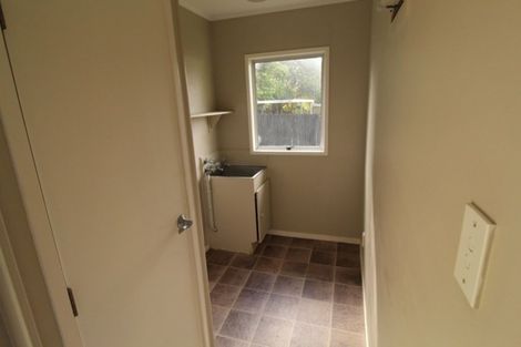 Photo of property in 12 Quincey Place, Massey, Auckland, 0614