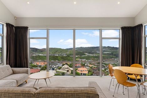 Photo of property in 65 Erlestoke Crescent, Churton Park, Wellington, 6037