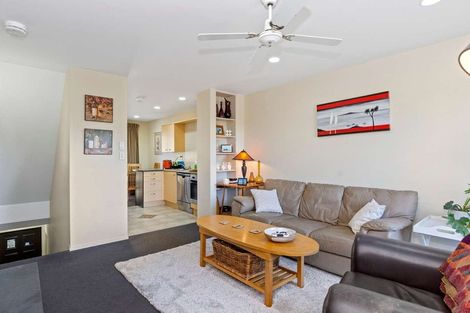 Photo of property in 2/346 Oceanbeach Road, Mount Maunganui, 3116