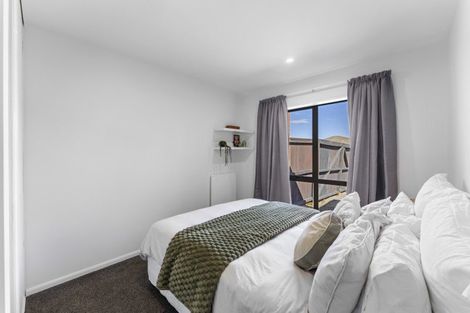 Photo of property in 28 Hawkins Place, Rangiora, 7400