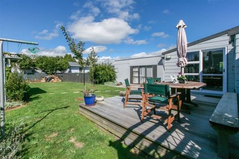 Photo of property in 27 Towai Street, Inglewood, 4330